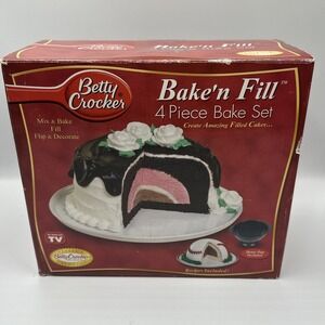 2005 Betty Crocker Bake'n Fill 4 Piece Bake Set As Seen On TV Complete Cake